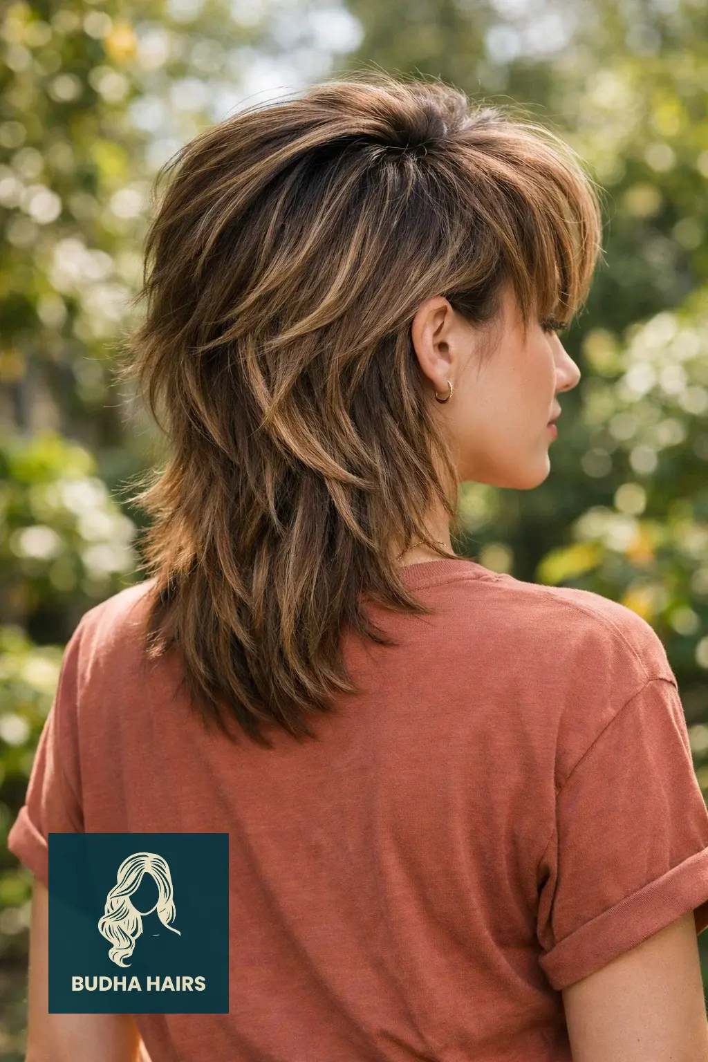 30 Realistic Shaggy Mullet Haircuts Styles for Women (2026) 15 Deep Side-Parted Shaggy Mullet